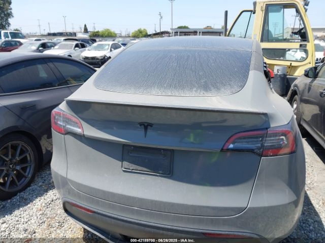 7SAYGDEF6PF826689 Tesla 2023