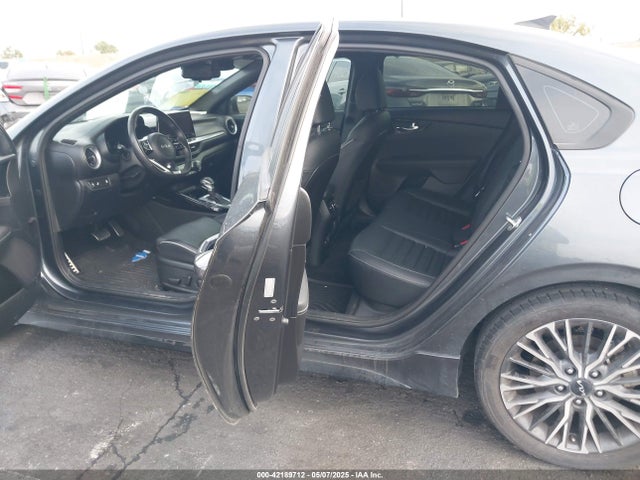 3KPF54AD6PE560532 KIA mpi nu