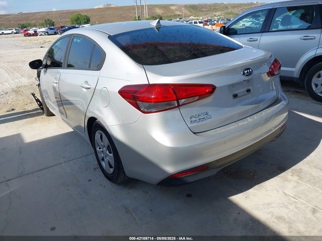 3KPFL4A79JE249877 KIA FORTE LX