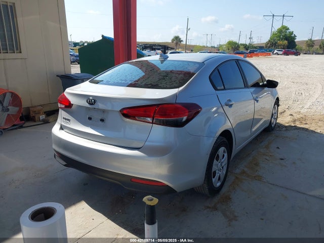 3KPFL4A79JE249877 KIA FORTE LX