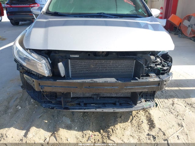 3KPFL4A79JE249877 KIA FORTE LX