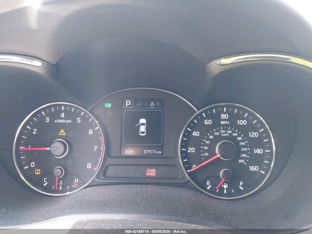 3KPFL4A79JE249877 KIA FORTE LX