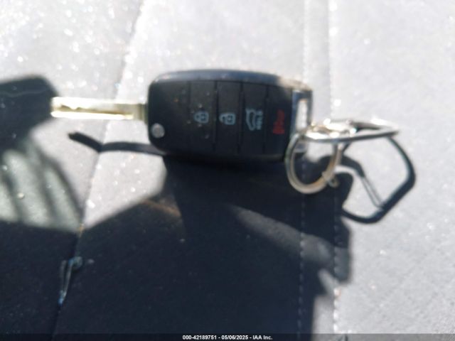 5XYPGDA54KG468306 KIA Sorento 3.3l Lx