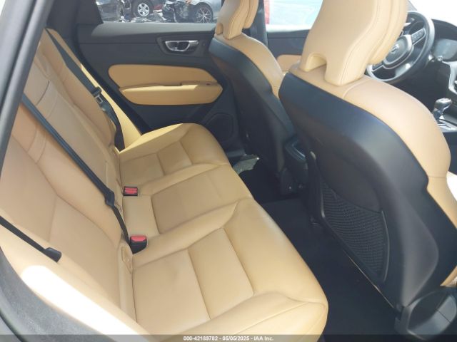 YV4102RK6L1582721 Volvo Xc60 T5 Momentum