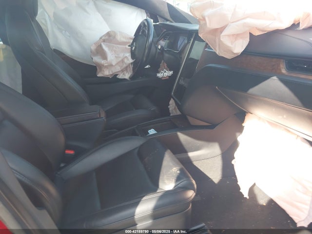 2020 TESLA MODEL X 5YJXCDE22LF266391 Photo 4