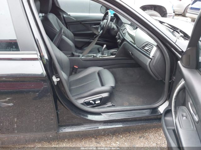2018 BMW 320I WBA8E1G53JNU91774 Photo 4