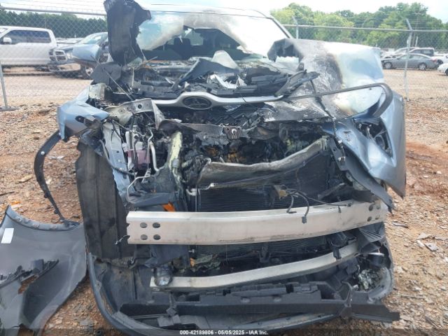5TDHZRAHXLS027905 Toyota Highlander Xle