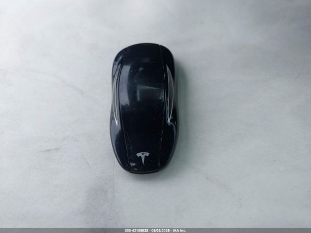 5YJSA1E46KF332066 Tesla 2019