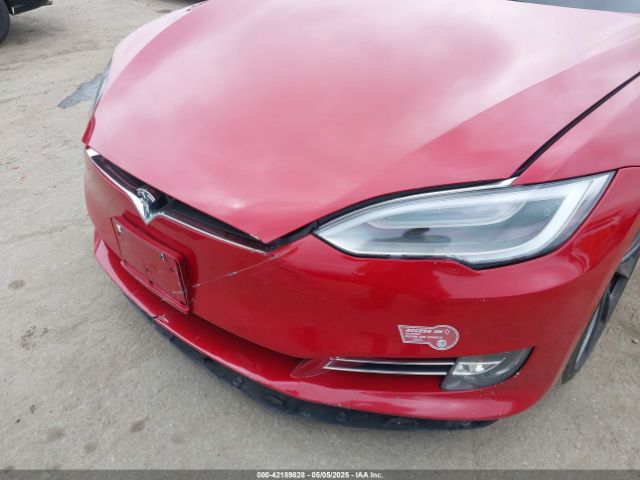 5YJSA1E46KF332066 Tesla 2019