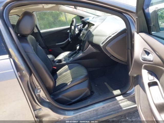 1FADP3N29EL248011 Ford Focus Titanium