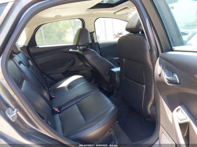 1FADP3N29EL248011 Ford Focus Titanium