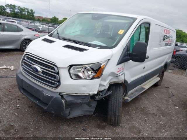 1FTYR1ZM2JKA98121 Ford Transit-250