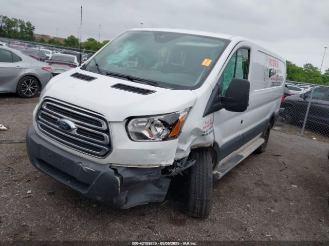 1FTYR1ZM2JKA98121 Ford Transit-250