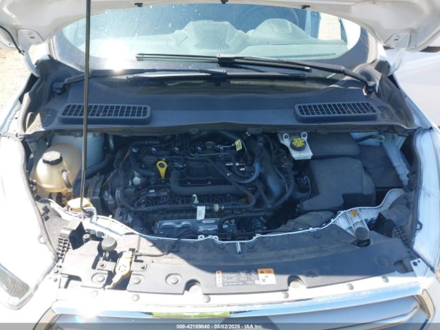1FMCU9GD6KUB07267 Ford ESCAPE SE