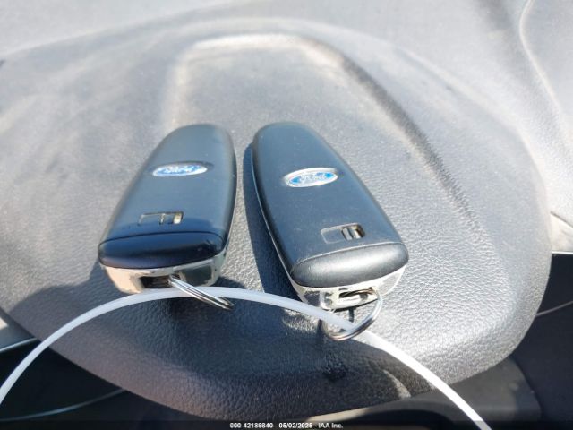 1FMCU9GD6KUB07267 Ford ESCAPE SE