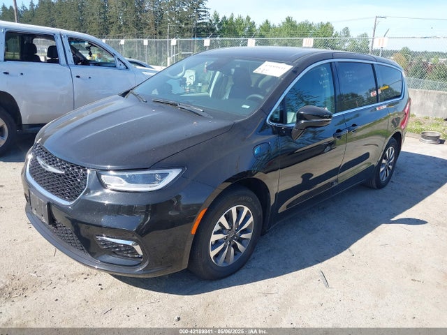 Chrysler Pacifica Hybrid Select 2024 2C4RC1S74RR166703 Image 2