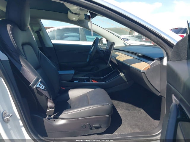 2020 TESLA MODEL 3 5YJ3E1EB1LF711632 Photo 4