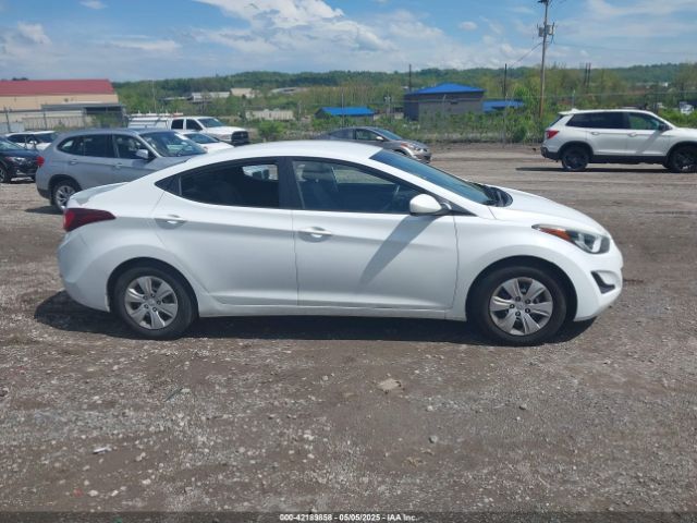 5NPDH4AE2GH756485 Hyundai ELANTRA SE