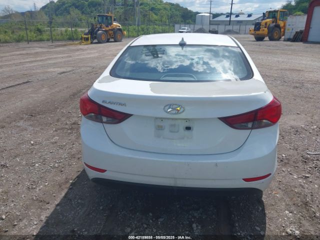5NPDH4AE2GH756485 Hyundai ELANTRA SE