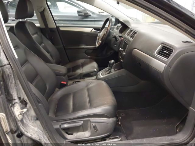 3VWD07AJ3EM437025 Volkswagen Jetta 1.8t Se