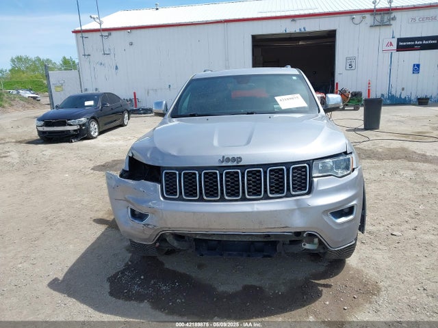 1C4RJFBG1JC268587 Jeep 2018