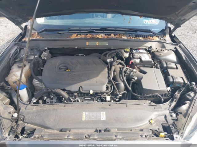 3FA6P0HD1JR210207 Ford FUSION SE