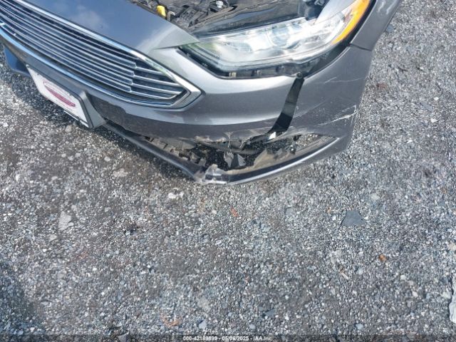 3FA6P0HD1JR210207 Ford FUSION SE