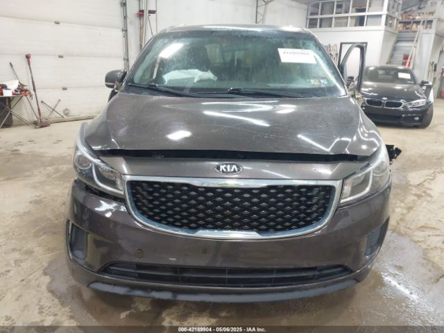 KNDMB5C19G6111022 KIA SEDONA LX