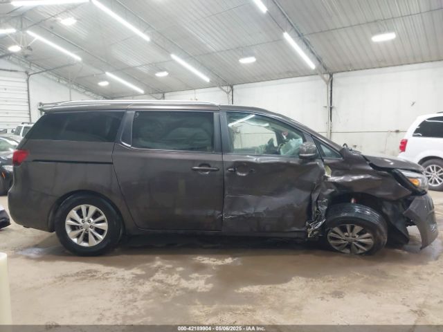 KNDMB5C19G6111022 KIA SEDONA LX