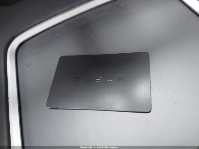 7SAYGDEE7NF460942 Tesla Model Y Long Range Dual Motor All-wheel Drive