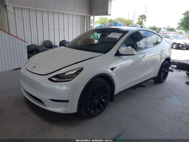 7SAYGDEE7NF460942 Tesla Model Y Long Range Dual Motor All-wheel Drive