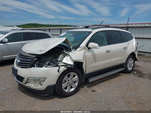 1GNKRHKD6EJ277841 Chevrolet Traverse 2lt