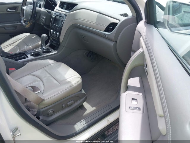 1GNKRHKD6EJ277841 Chevrolet Traverse 2lt