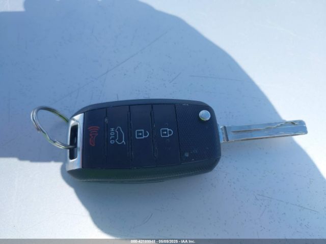 KNDJN2A27E7701568 KIA Soul