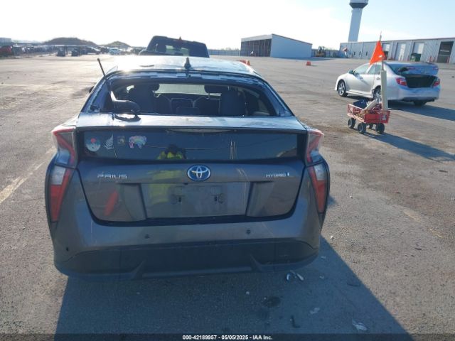 JTDKARFU5G3514682 Toyota Prius Four Touring