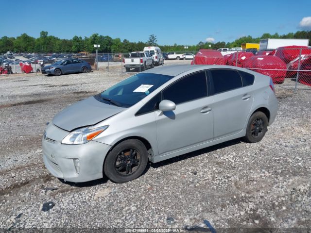 JTDKN3DU0F0417331 Toyota Prius Two