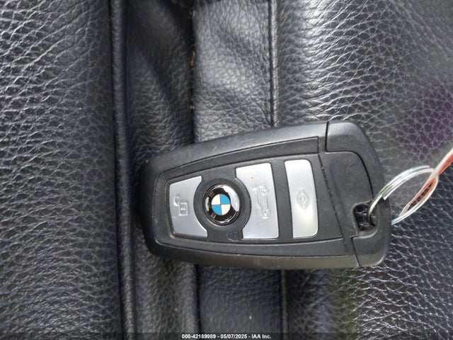 BMW 330e Iperformance 2017 WBA8E1C53HK895336 Image 11