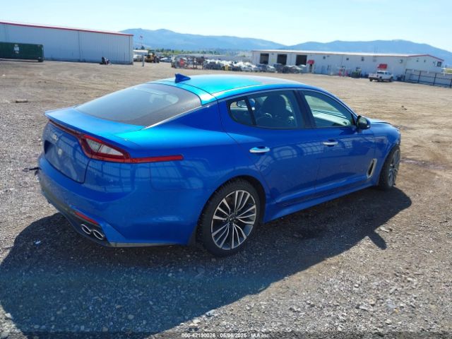 KNAE25LA8J6016976 KIA Stinger Premium