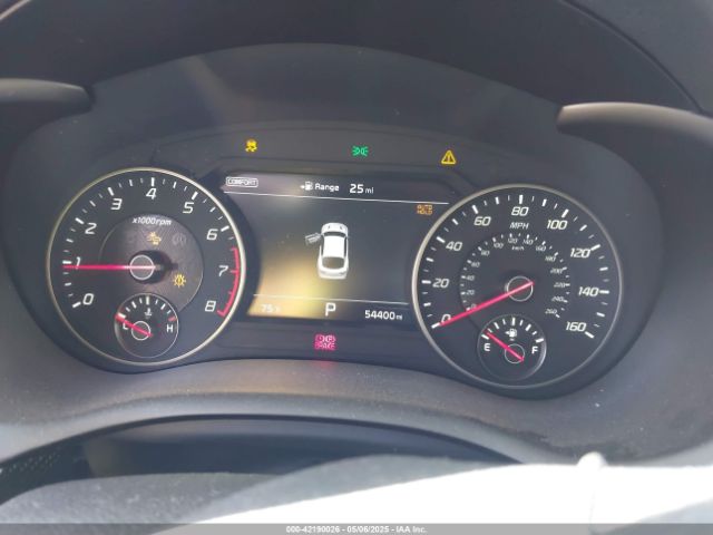 KNAE25LA8J6016976 KIA Stinger Premium