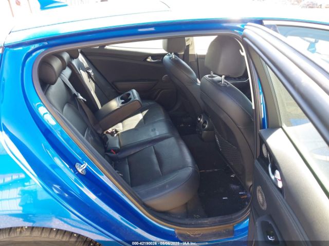 KNAE25LA8J6016976 KIA Stinger Premium