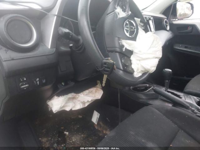 JTMZFREV7HD102186 Toyota RAV4 LE