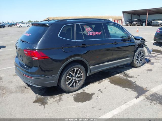 2021 VOLKSWAGEN TIGUAN 3VV3B7AX1MM009970 Photo 3