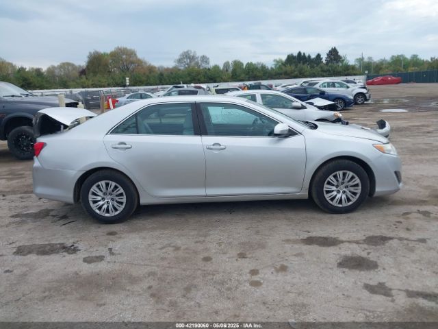 4T4BF1FK5ER389337 Toyota CAMRY L