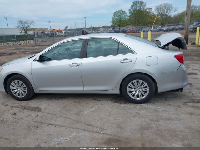 4T4BF1FK5ER389337 Toyota CAMRY L
