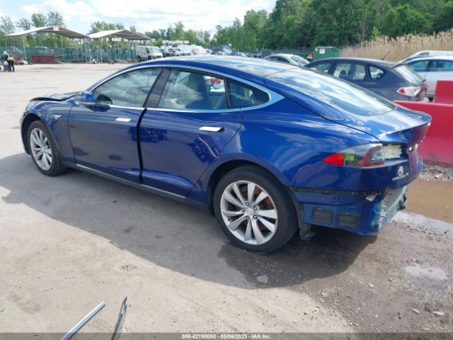 2015 TESLA MODEL S 5YJSA1E27FF110186 Photo 2