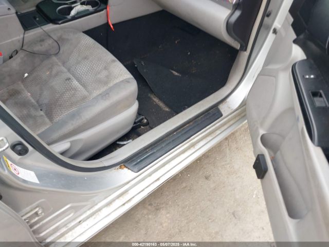 4T4BF1FK3ER409732 Toyota CAMRY LE