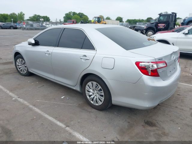 4T4BF1FK3ER409732 Toyota CAMRY LE