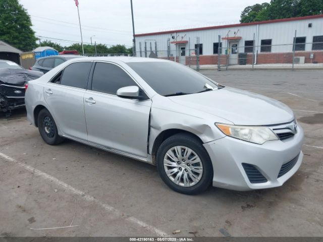 4T4BF1FK3ER409732 Toyota CAMRY LE