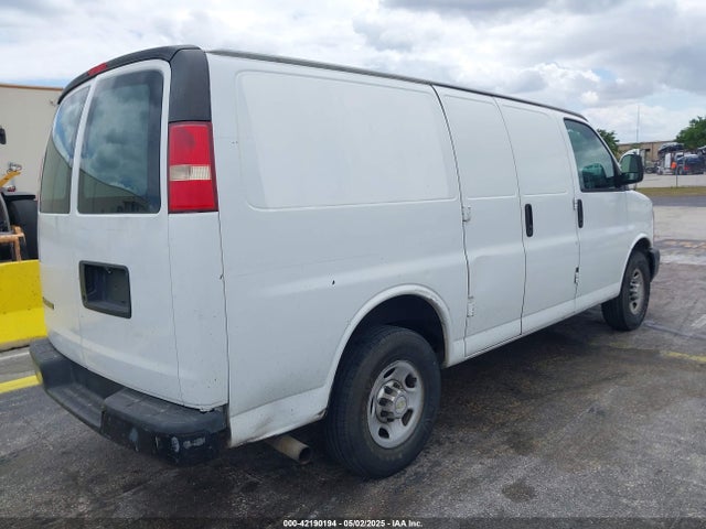 1GCWGFFA2E1111014 Chevrolet Express 2500 Work Van