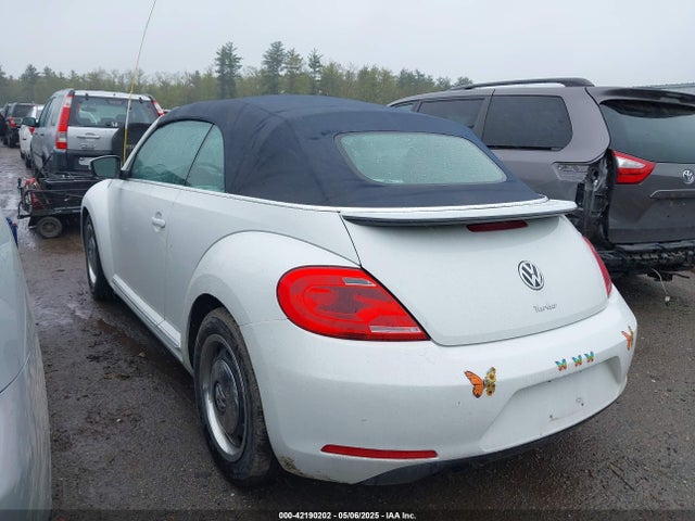3VW517AT7GM818186 Volkswagen Beetle 1.8t Denim